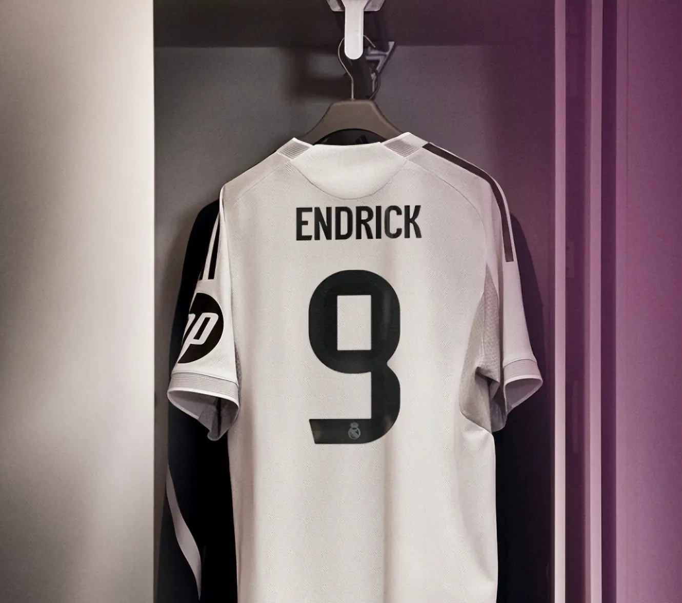 谁能辅佐姆, 对一般