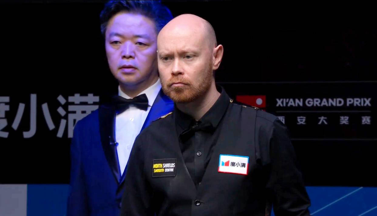 墨菲将与加, 威尔斯不敌